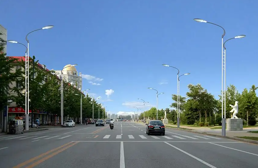 北京智慧太阳能路灯与普通路灯有什么区别？