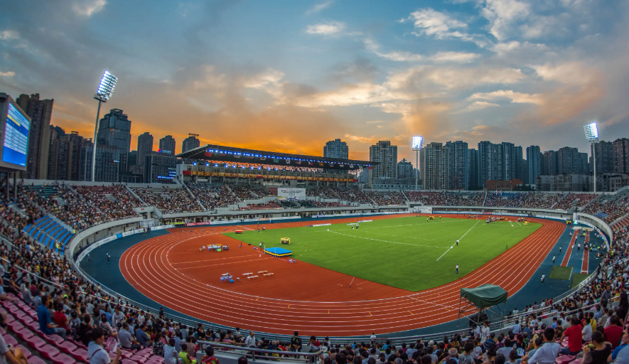 北京球场照明灯具厂家介绍体育场灯光照明质量标准